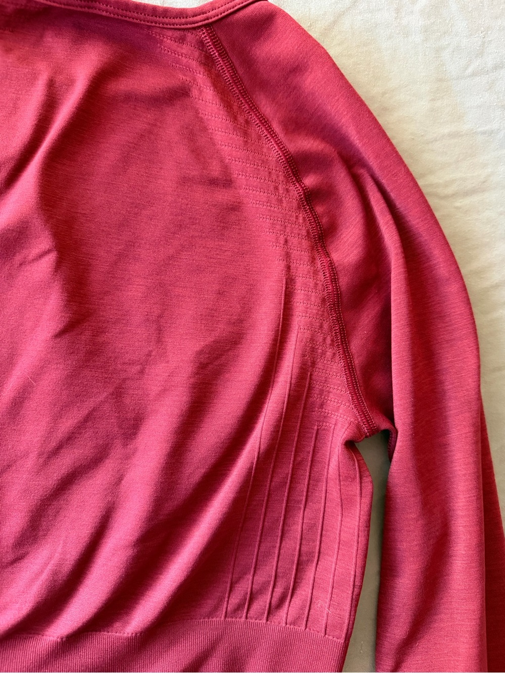 Alphalete Women's Workout Top - Picture 4 of 5